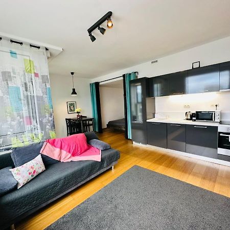Apartments In Panorama City On 25Th Floor - Amazing View Close To Old Town Bratislava Eksteriør billede